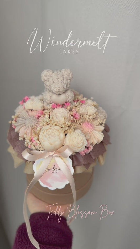 Teddy Blossom wax melt box